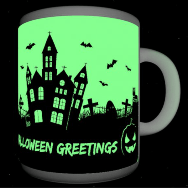 Кружка со светящимся полем halloween